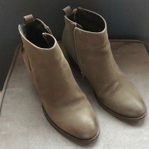 Blondo Nivada Boot